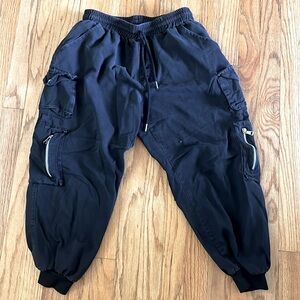 Gray Sweatpants (unbranded)